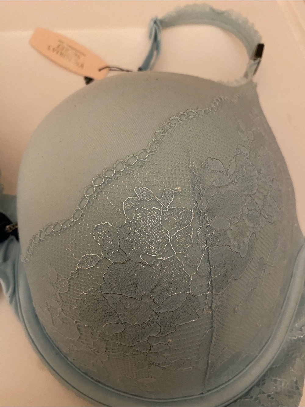 Victoria’s Secret Body by Victoria Perfect Shape Bra - Size 38D - Picture 5 of 6